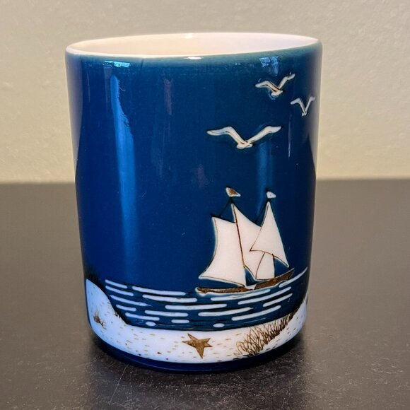Otagiri Nautical Scene Ceramic Mug ~ Lighthouse, Sailboat, Seagulls & Coastline - Picture 4 of 9